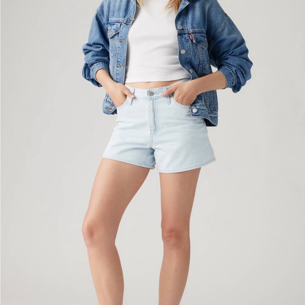 Levi’s 80s mom shorts